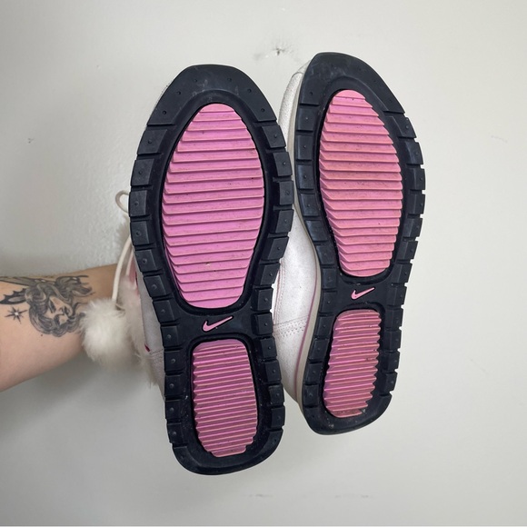 y2k nike snow boots - Picture 9 of 9